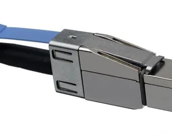 Cables ópticos activos