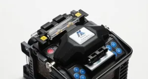 Mini-fusionadora de fibra óptica