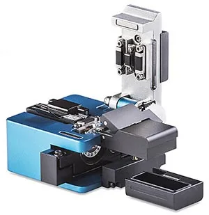 Cortadora con colector de desechos