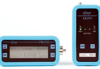 fuente de luz y medidor de potencia