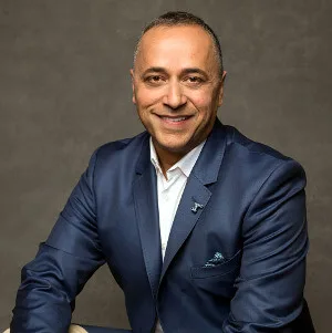 Homayoun Razavi responsable mundial de ventas y marketing