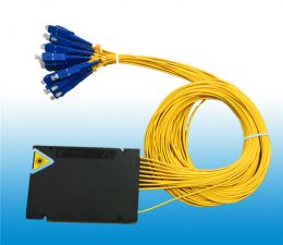 Divisores ópticos 1x16 en caja ABS