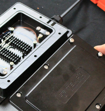 Caja de terminación de fibra DFE100