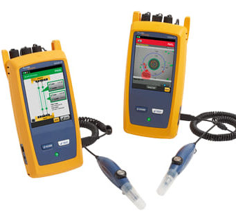 Figura 1 - Un equipo de comprobación de pérdida óptica (OLTS) con capacidad de inspección de doble extremo.